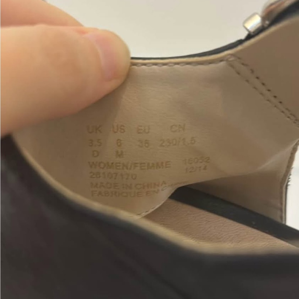 Clarks Sandals - Picture 5 of 5